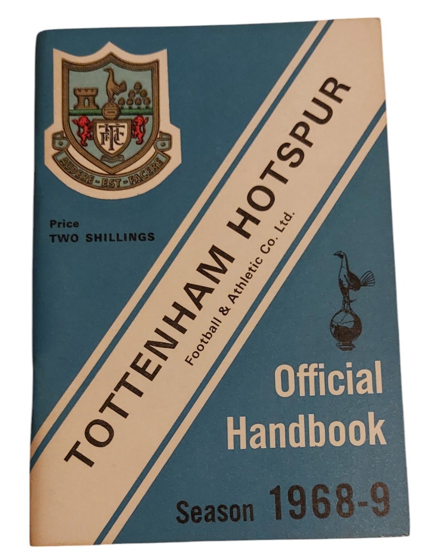 TOTTENHAM HOTSPUR F. C. - Tottenham Hotspur F. C. Handbook 1968-69
