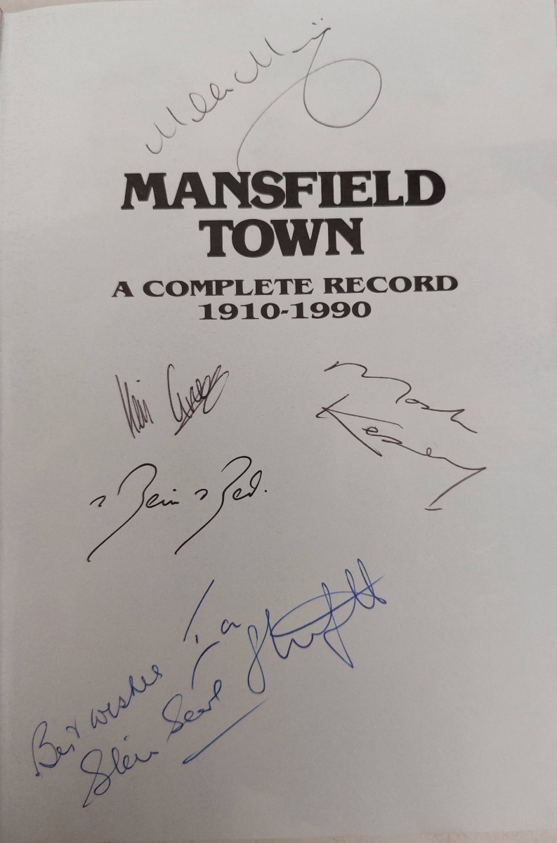 STAN SEARL - Mansfield Town A Complete Record, 1910-90