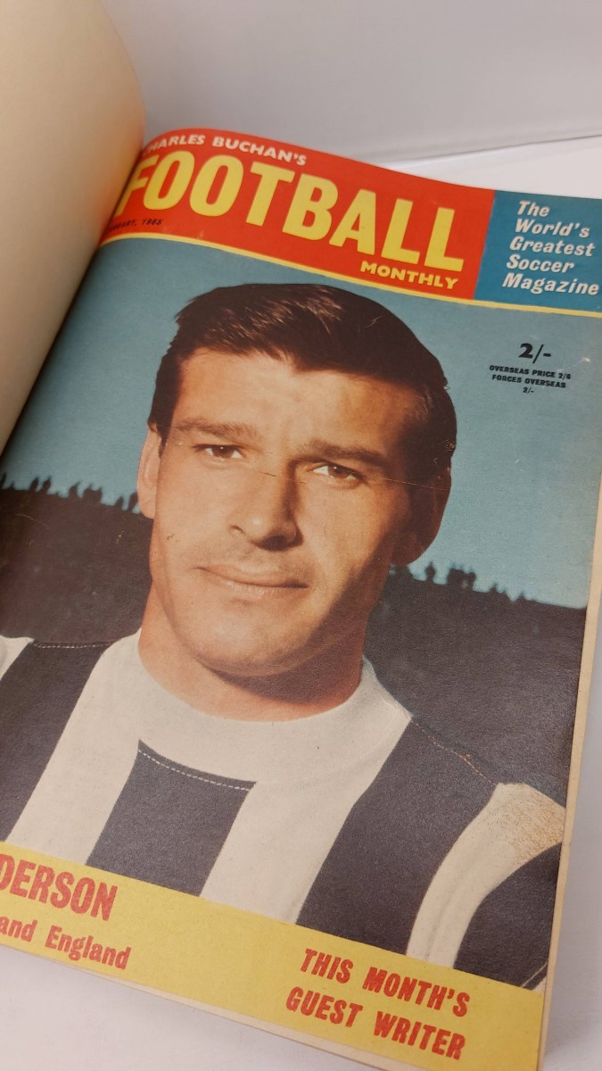 CHARLES BUCHAN - Charles Buchan's Football Monthly Jan 1965 - Dec 1965