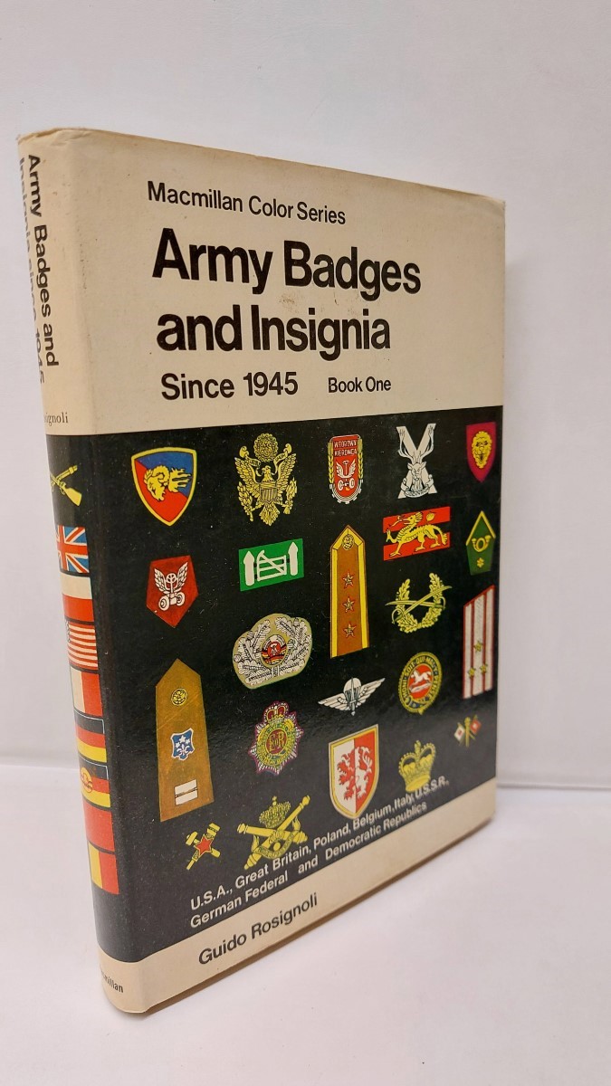 GUIDO ROSIGNOLI - Army Badges and Insignia of Since 1945 Book One