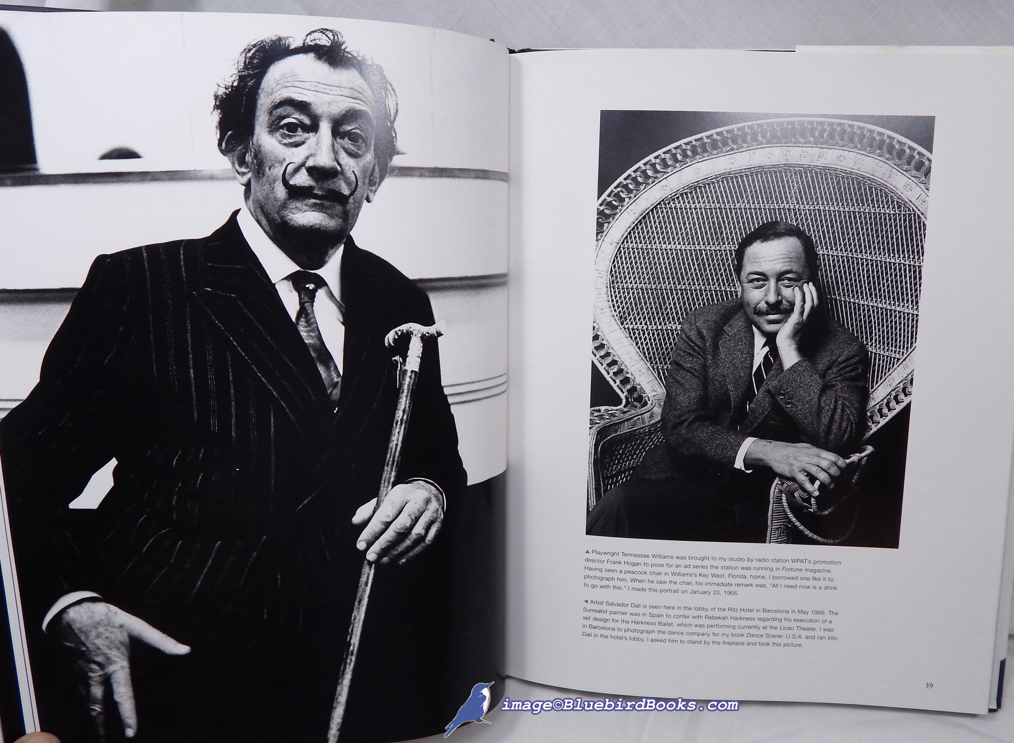 MITCHELL, JACK - Icons & Idols: A Photographer's Chronicle of the Arts, 1960-1995