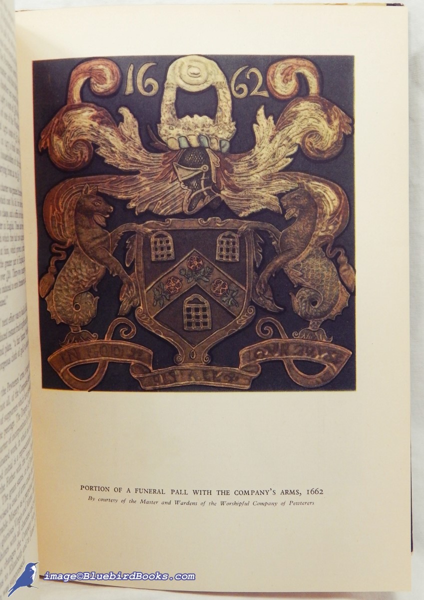 POOLEY, SIR ERNEST - The Guilds of the City of London (Britain in Pictures Series)