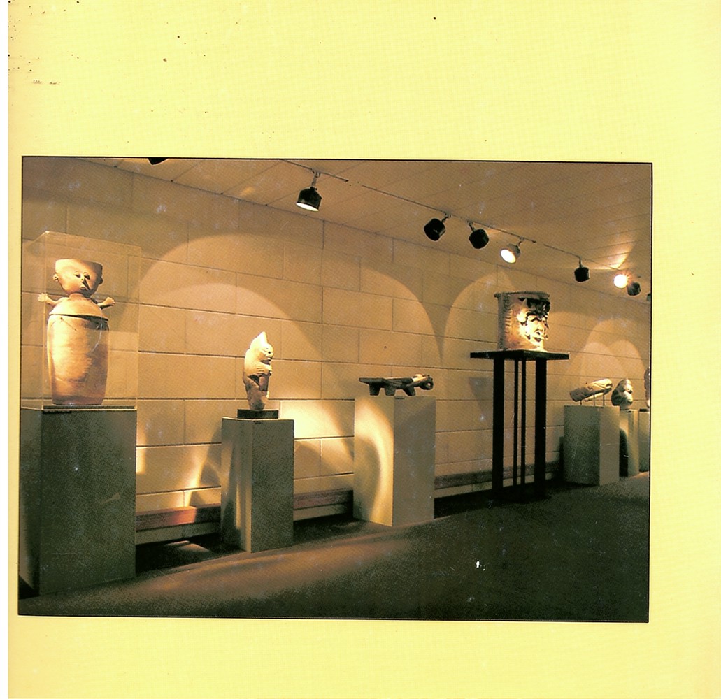 EKHOLM, GORDON - Didrichsenin Taidemuseo. Taidetta Ennen Kolumbusta. Didrichsens Konstmuseum. Prekolumbisk Konst. Didrichsen Art Museum. Pre-Columbian Art