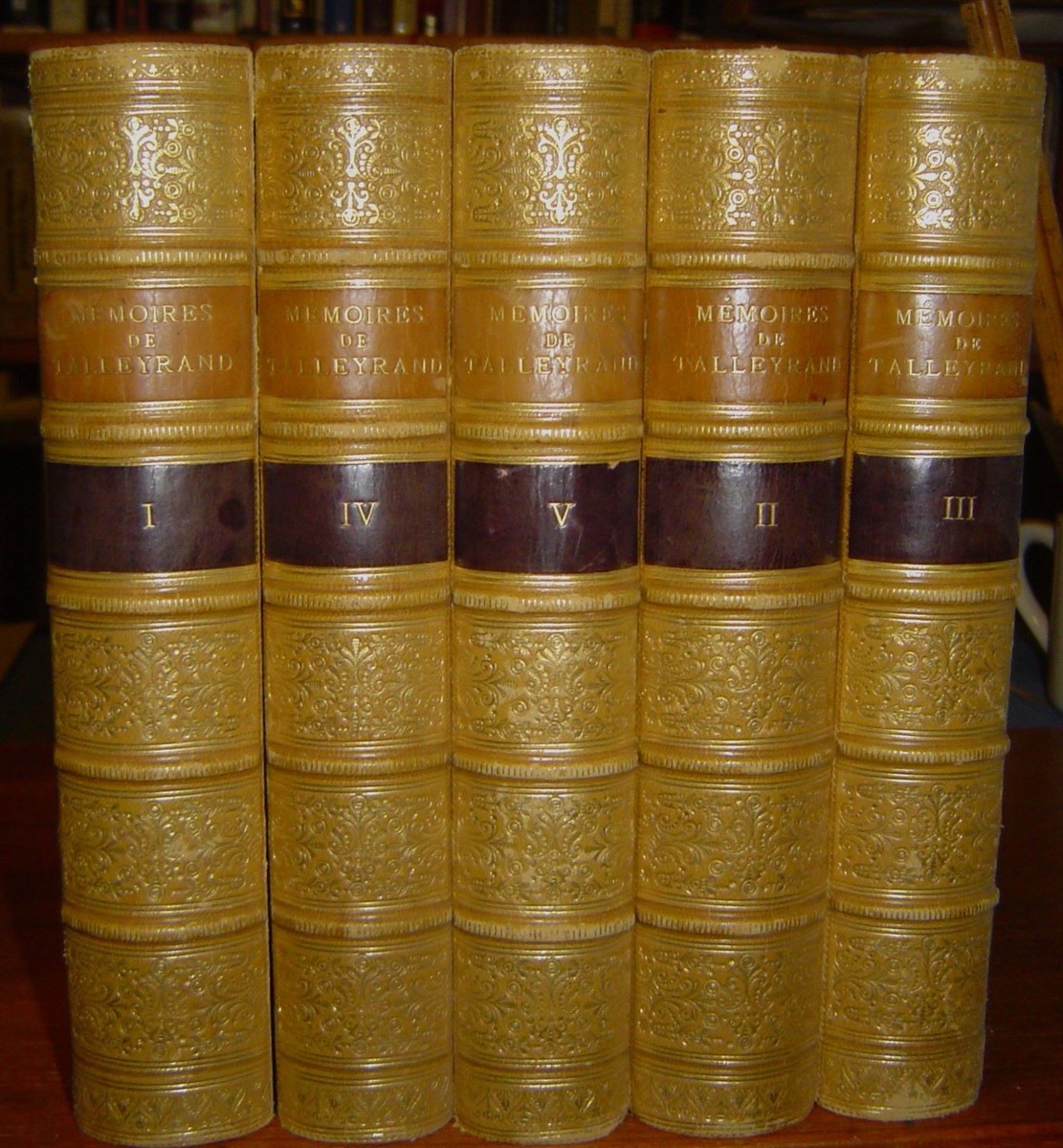 Mmoires Du Prince De Talleyrand, Publis Avec Une Prface Et Des Notes Par Le Duc De Broglie [In 5 Volumes, Complete]