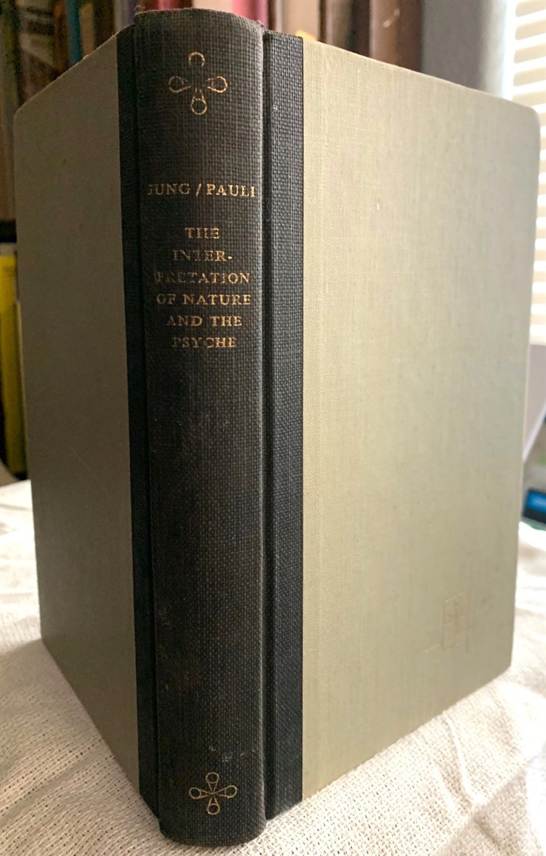 The Interpretation of Nature and the Psyche. C. G. Jung: Synchronity, an Acausal Connecting Principle. W. Pauli: the Influence of Archetypal Ideas on the Scientific Theories of Kepler.