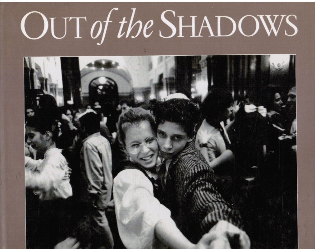 SEROTTA, EDWARD - Out of the Shadows: A Photographic Portrait of Jewish Life in Central Europe Since the Holocaust