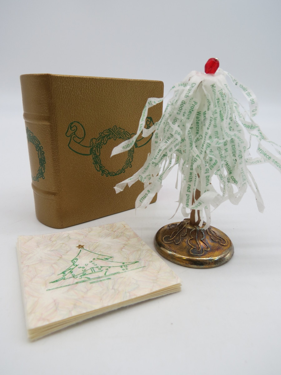 Image for SAN FRANCISCO CHRISTMAS STREAMERS (MINIATURE BOOK)