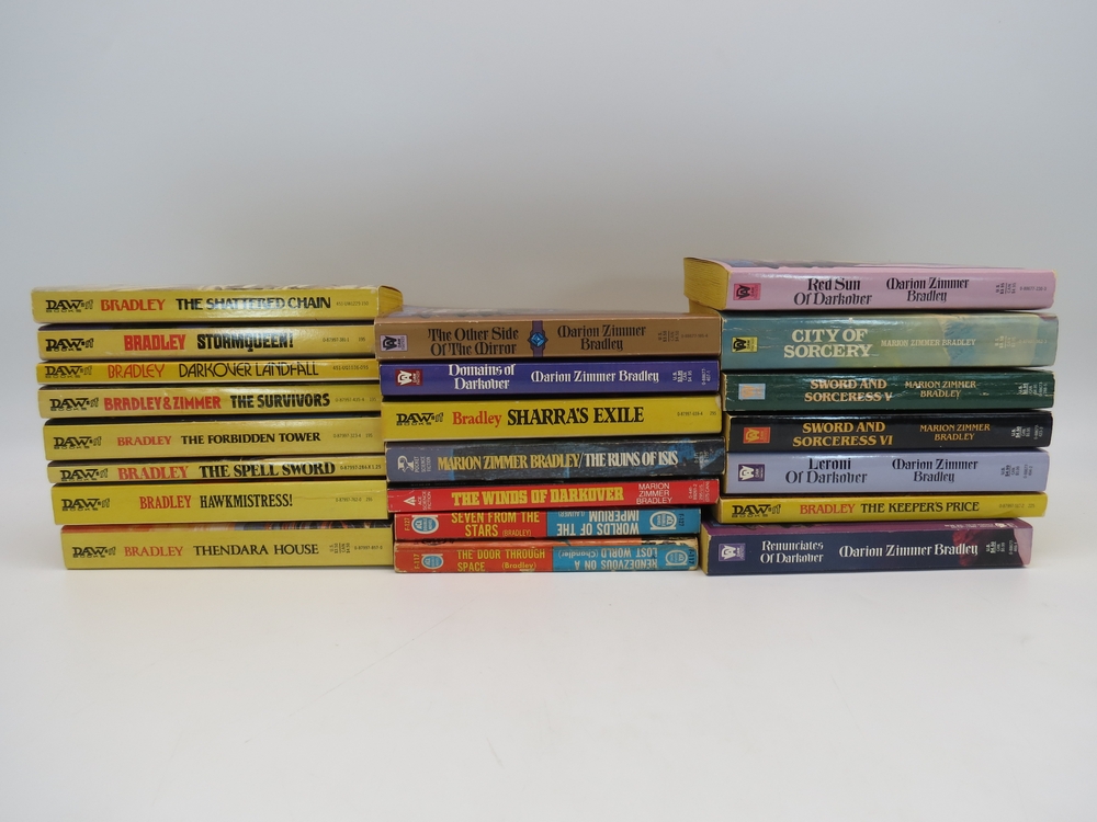 22 DARKOVER BOOKS SIGNED BY MARION ZIMMER BRADLEY