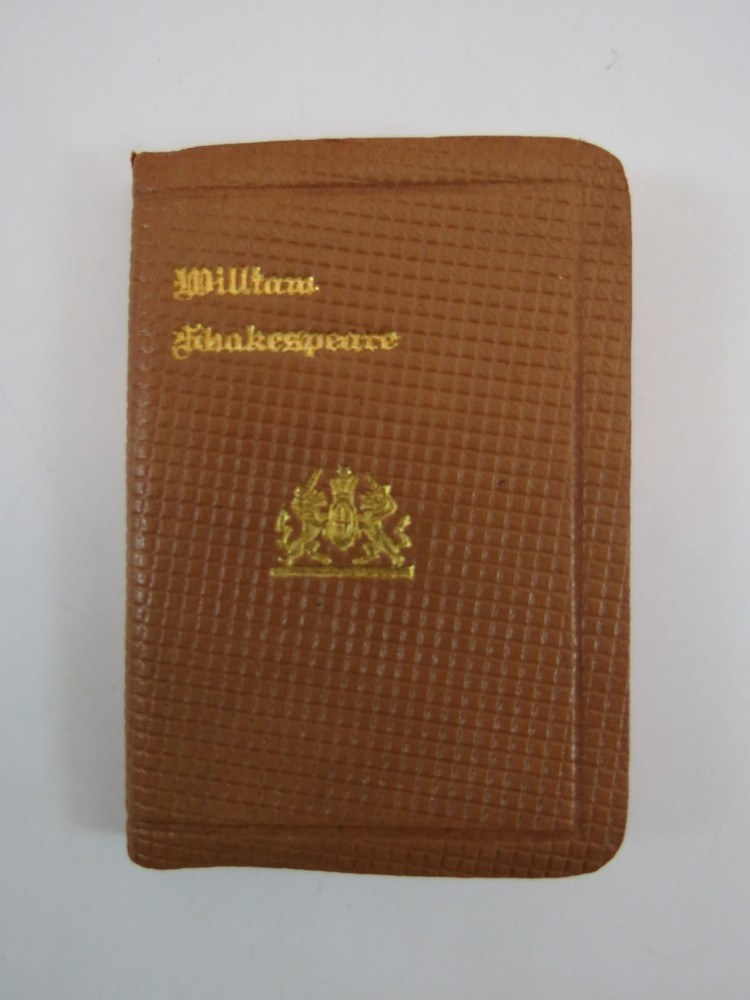 MERRY WIVES OF WINDSOR (MINIATURE LEATHER BOOK)