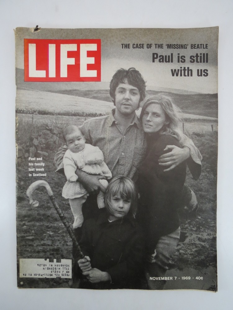 LIFE MAGAZINE NOVEMBER 7, 1969 (MISSING BEATLE, PAUL MCCARTNEY IS STILL WITH US)