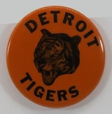 VINTAGE DETROIT TIGERS BUTTON 1.75