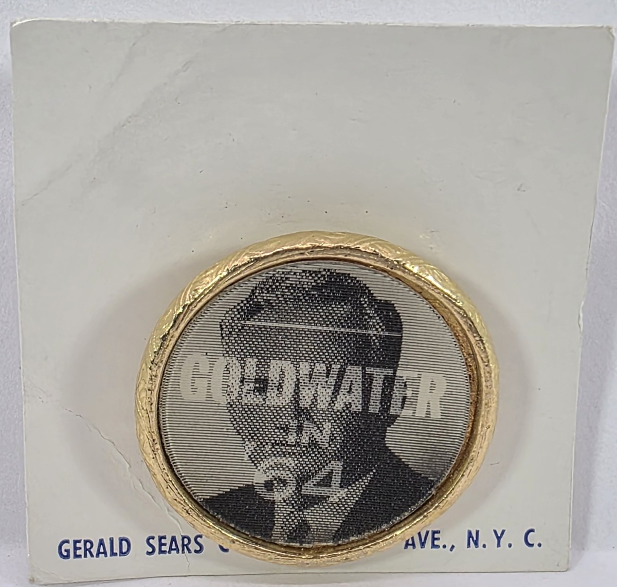 BARRY GOLDWATER IN '64 FLASHER PIN BUTTON 1
