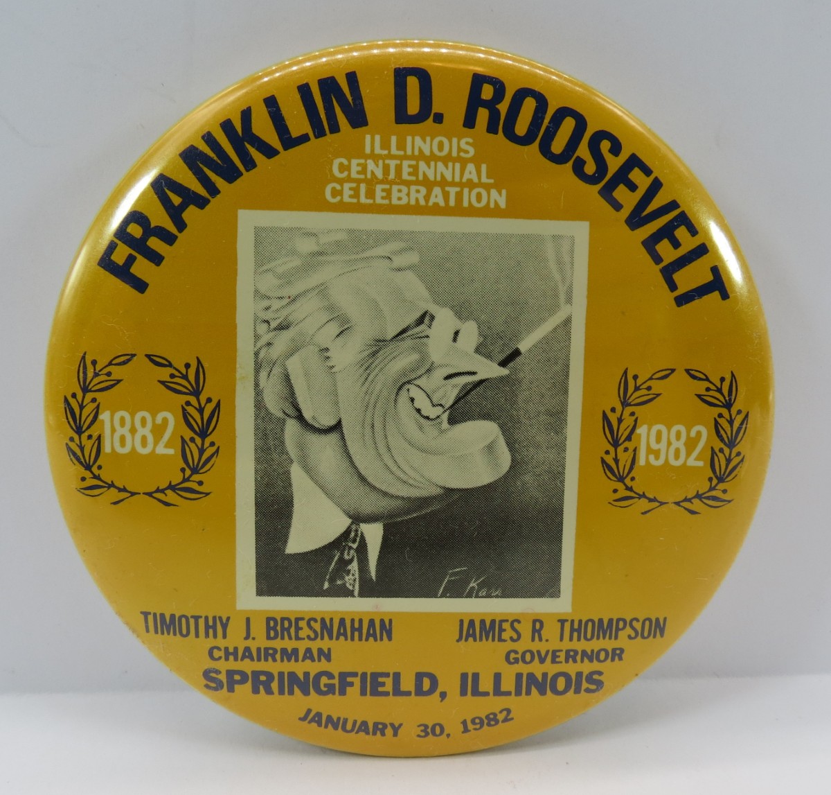FRANKLIN D ROOSEVELT 1982 ILLINOIS CENTENNIAL BUTTON MIRROR 3.5