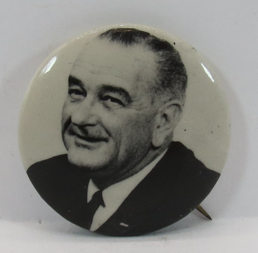 LYNDON JOHNSON LBJ 1964 PRESIDENTIAL CAMPAIGN BUTTON 1.25