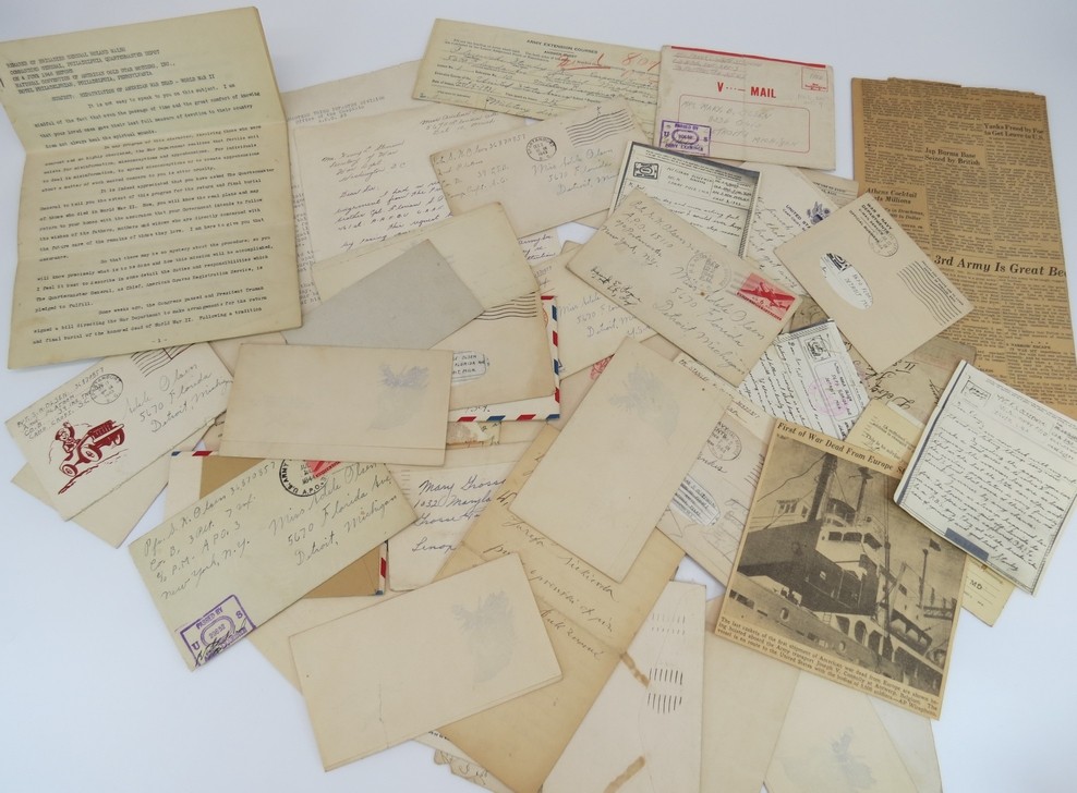 FALLEN WWII SOLDIER STANLEY K. OLSEN CORRESPONDENCE 1944 47 PIECES