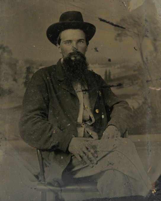 CIVIL WAR ERA TINTYPE POSSIBLE CONFEDERATE SOLDIER GOLD BUTTONS PHOTO INDIANA MARKLE OR HAMILTON FAMILY