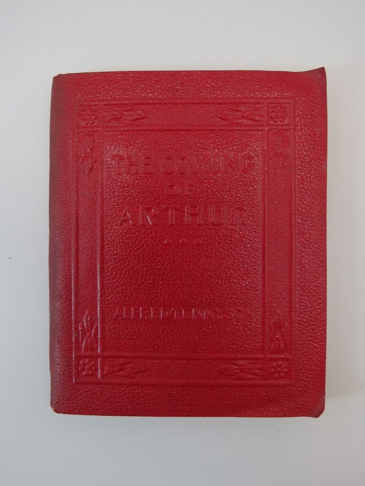 THE COMING OF ARTHUR (MACRO MINIATURE BOOK)