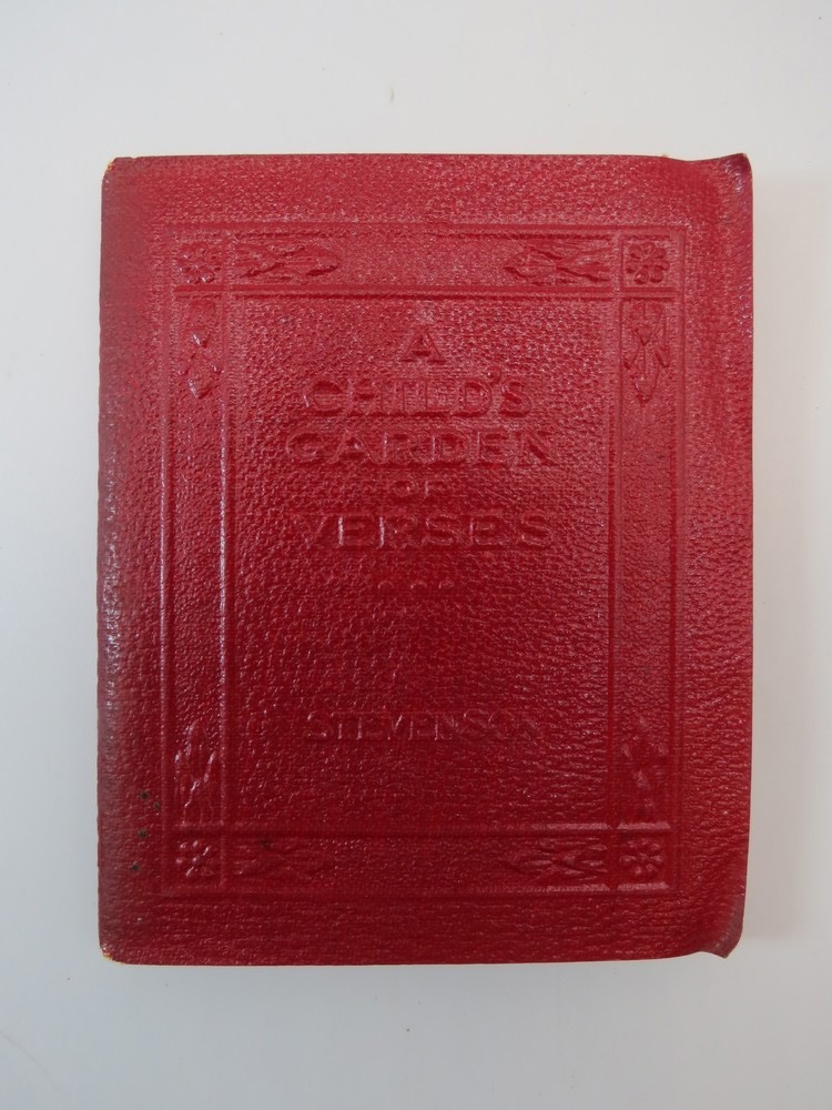 A CHILD'S GARDEN OF VERSES (MACRO MINIATURE BOOK)