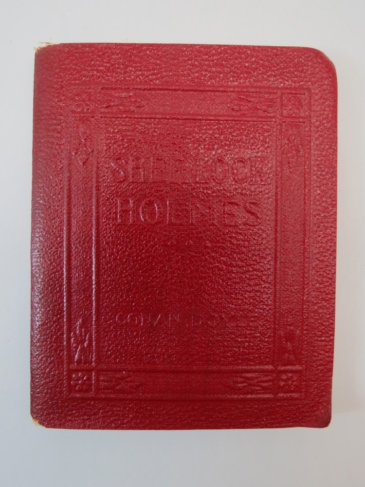 TALES OF SHERLOCK HOLMES (MACRO MINIATURE BOOK)