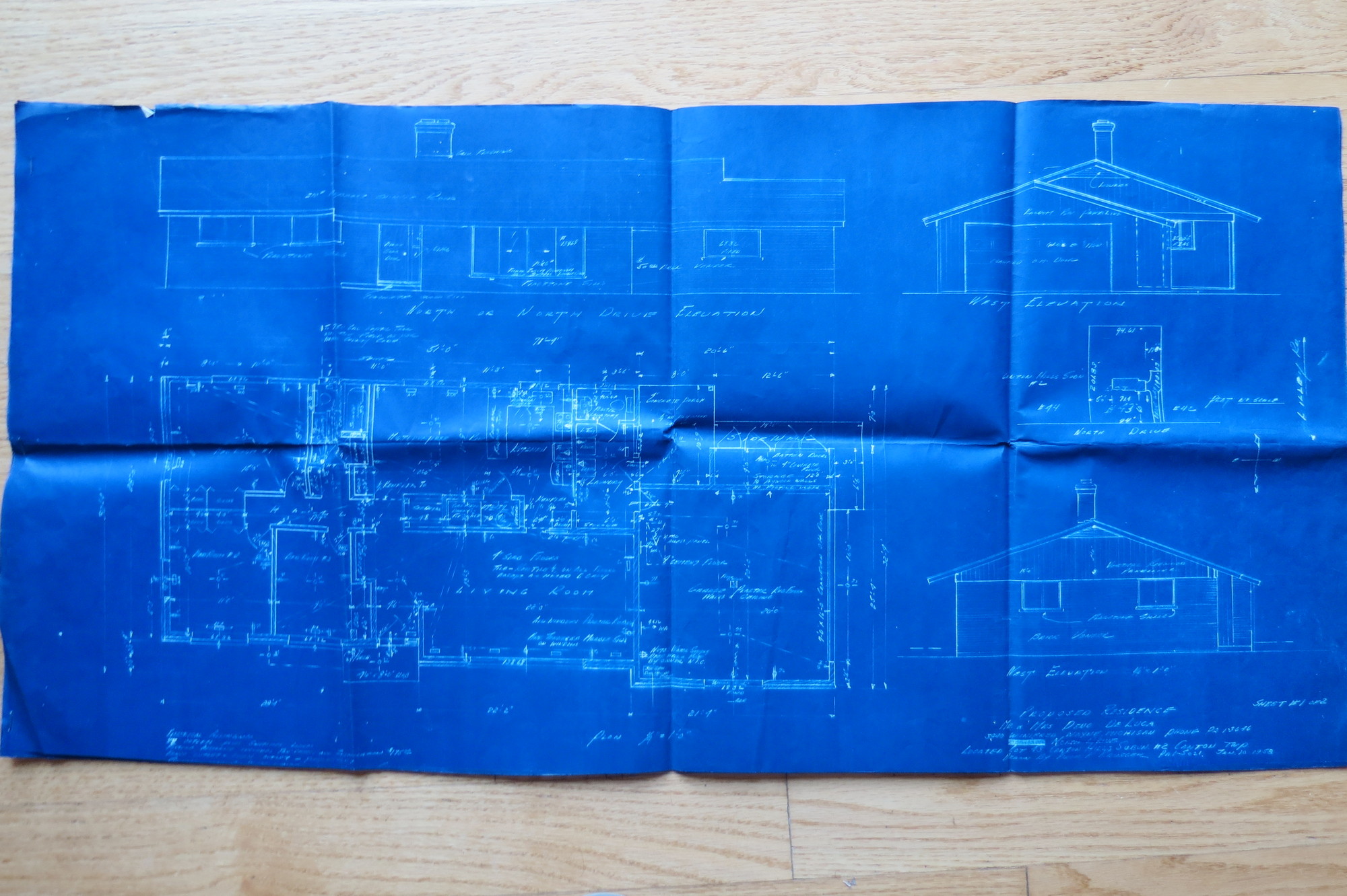 BLUEPRINTS FOR CUSTOM MID-CENTURY HOME