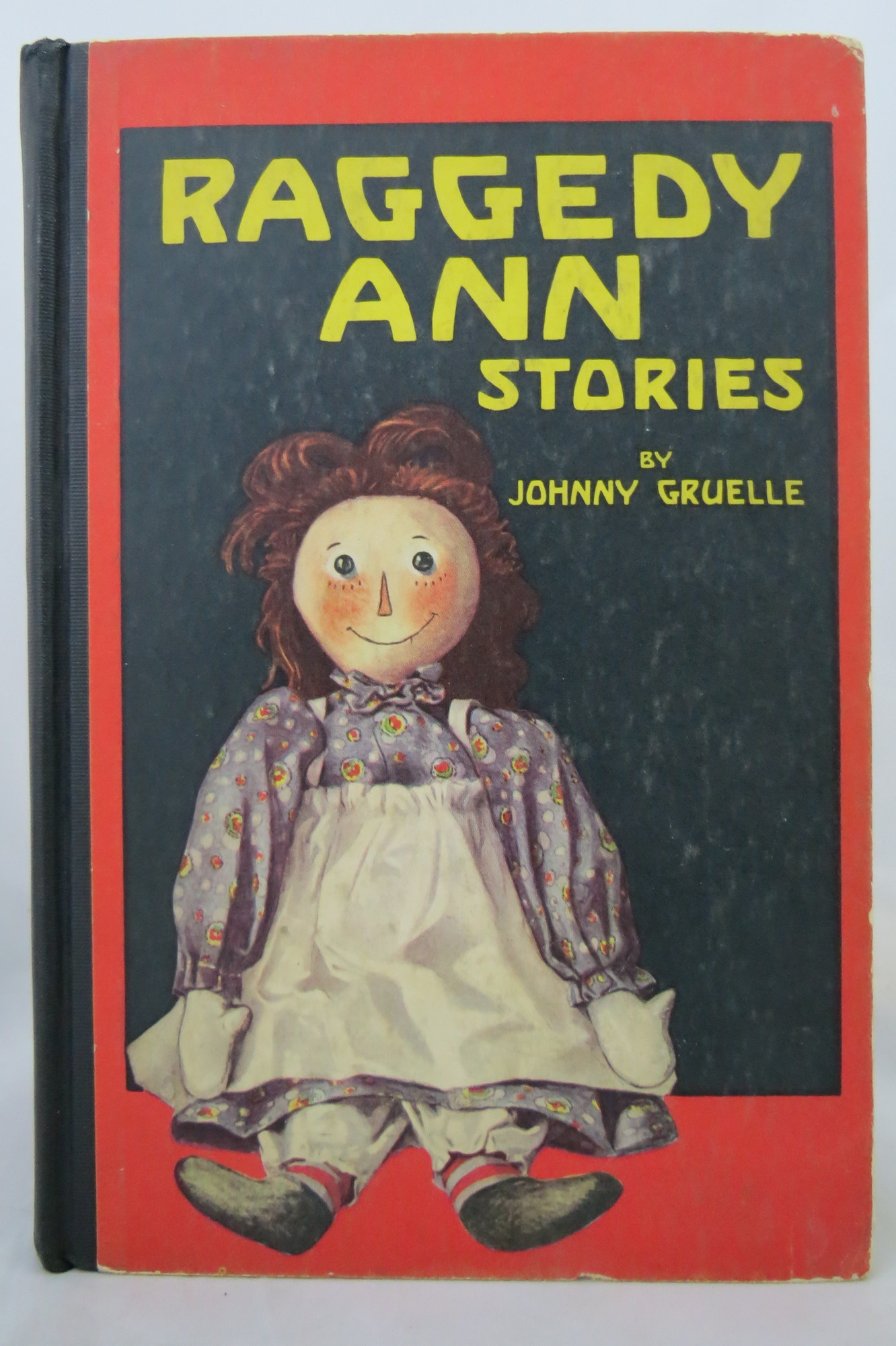 Raggedy Ann And Andy And The Camel With The Wrinkled Knees Pop Up Book