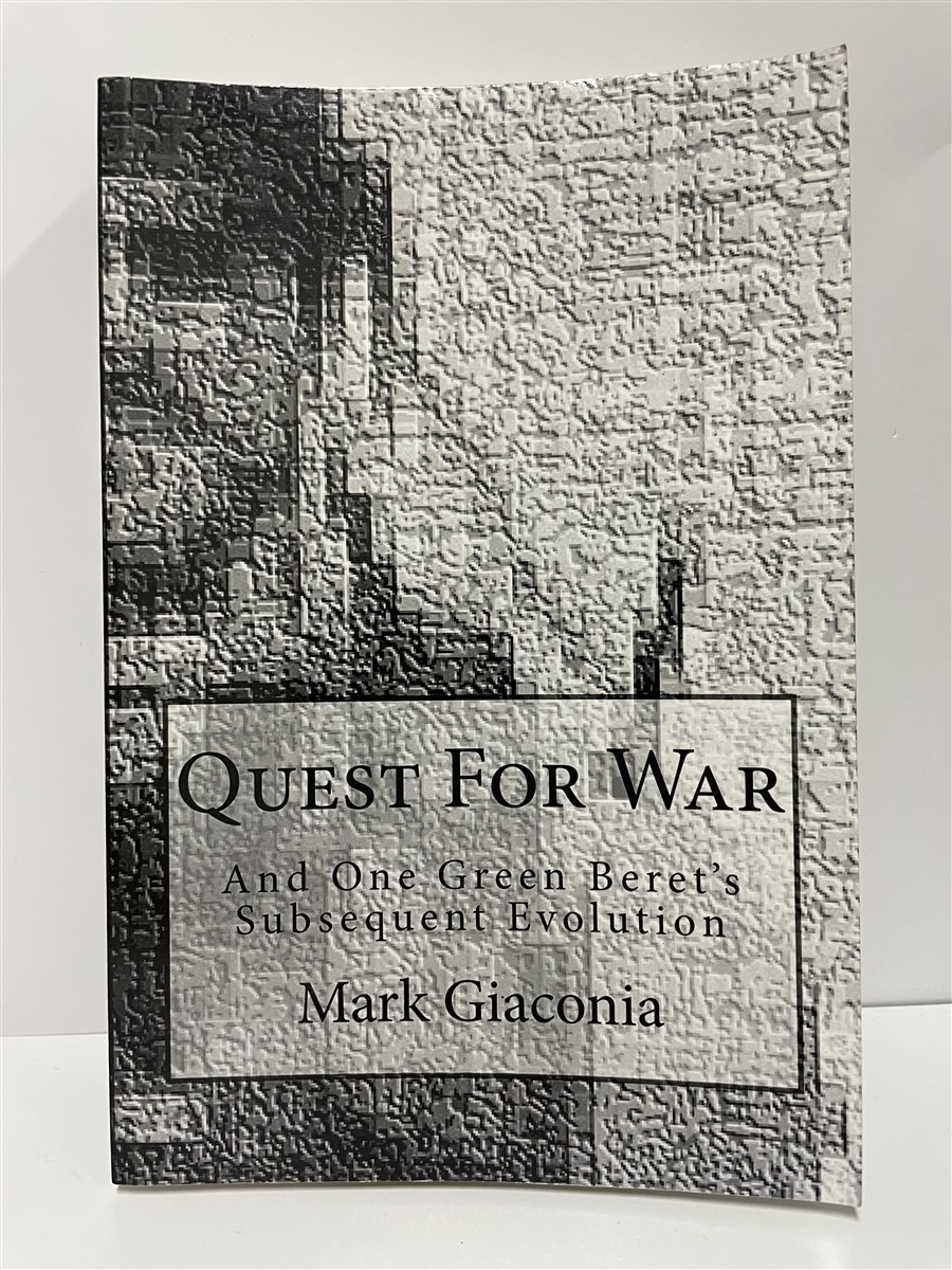 Zeitgeist 2025: Countdown to the Secret Destiny of America… The Lost  Prophecies of Qumran, and The Return of Old Saturn's Reign: Thomas R. Horn:  9781948014441: : Books