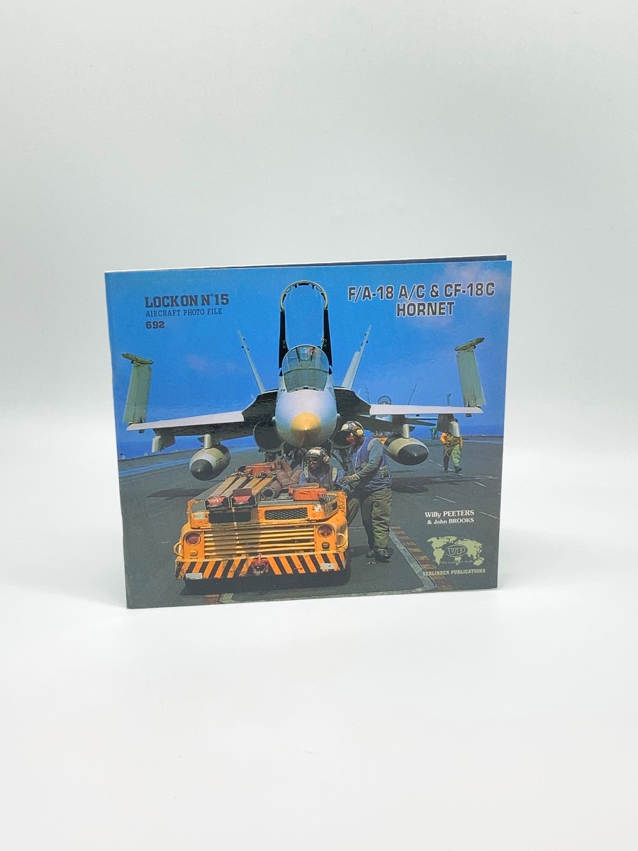 F/A-18 A/C & CF-18C Hornet Lock on No 15; Aircraft Photo File 692