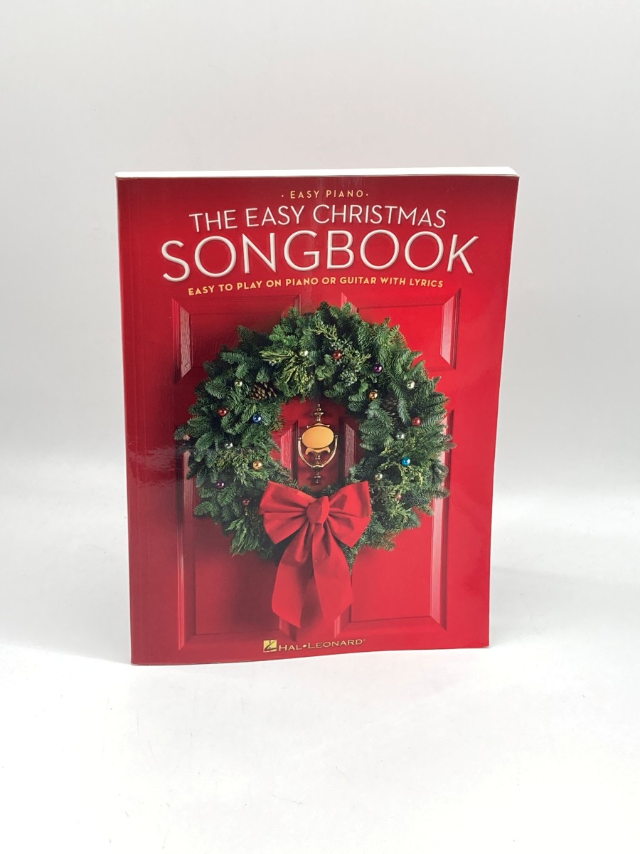 The Easy Christmas Songbook Easy Piano and Guitar Sheet Music with Lyrics 70 Holiday Favorites for Beginners Simplified Arrangements with Chords Fun Christmas Songs for all Ages