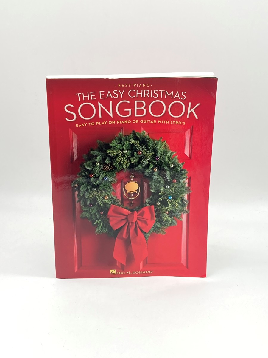 The Easy Christmas Songbook Easy Piano and Guitar Sheet Music with Lyrics 70 Holiday Favorites for Beginners Simplified Arrangements with Chords Fun Christmas Songs for all Ages