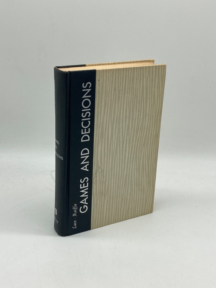 Games and Decisions Introduction and Critical Survey