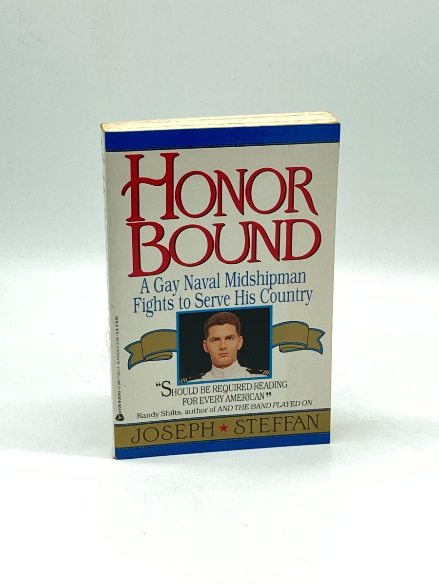 Image for Honor Bound A Gay Naval Midshipman Fights to Serve His Country Honor Bound A Gay Naval Midshipman Fights to Serve His Country