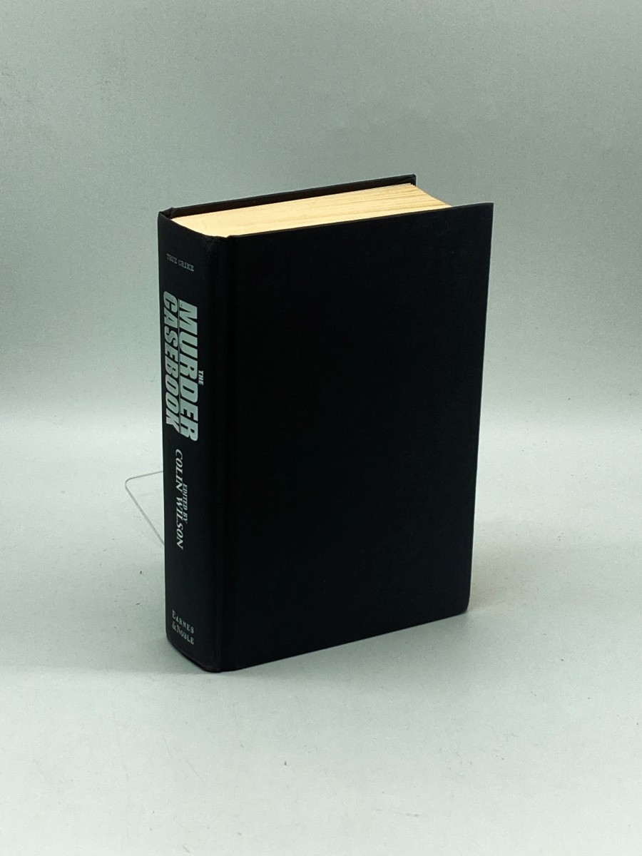 THE MURDER CASEBOOK Classic Accounts of Famous Modern Crimes