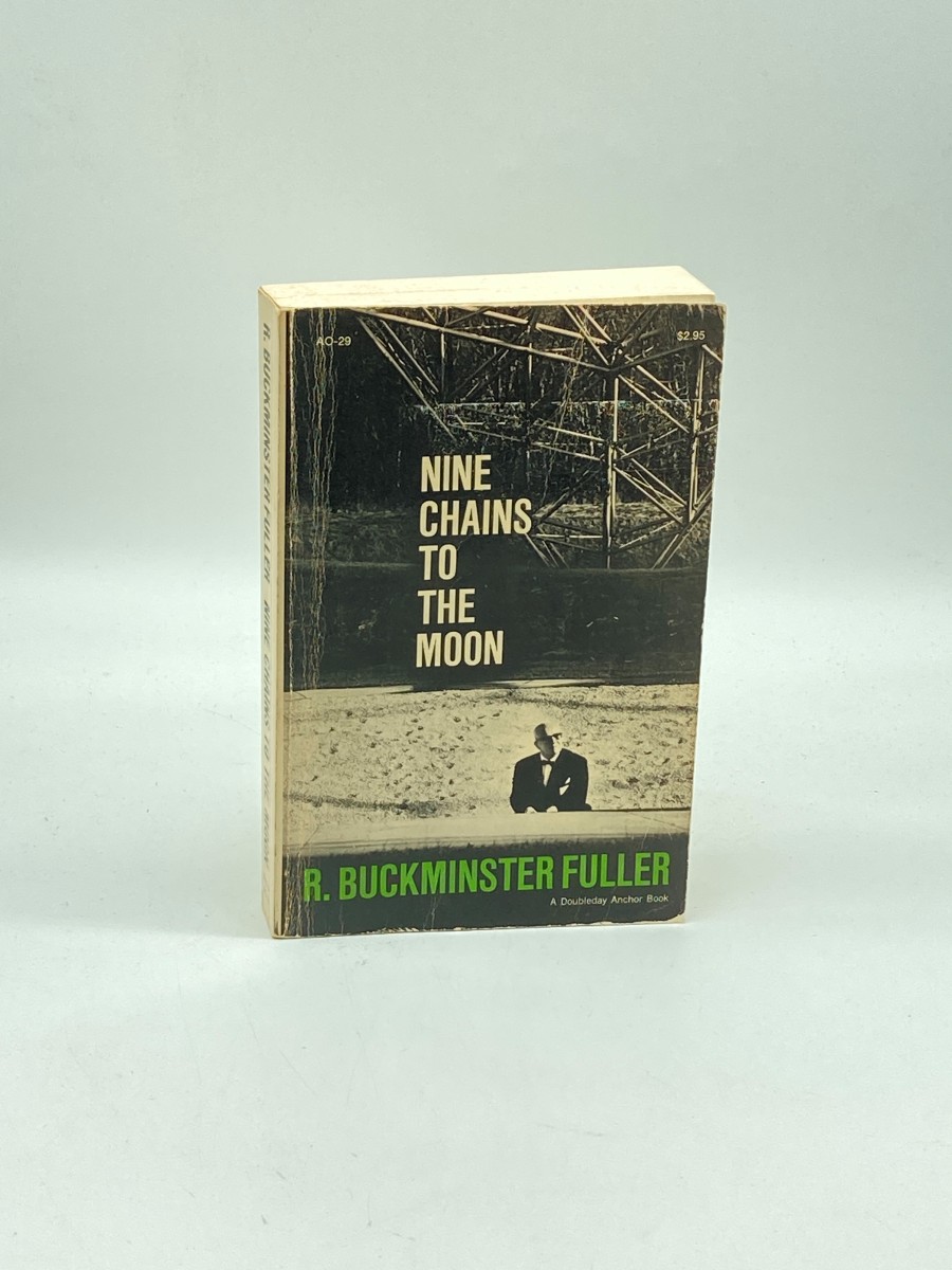 Image for Nine Chains to the Moon Nine Chains to the Moon