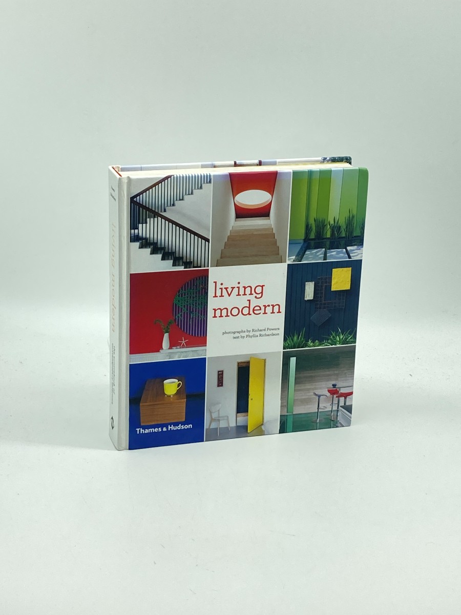 Living Modern The Sourcebook of Contemporary Interiors