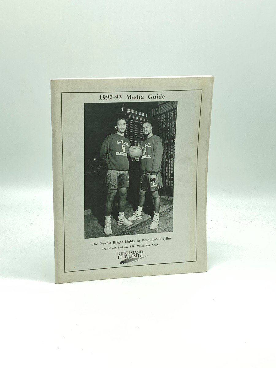 1992 - 1993 Media Guide Long Island University Basketball Team / Metrotech and the LIU The Newest Bright Lights on Brooklyn's Skyline