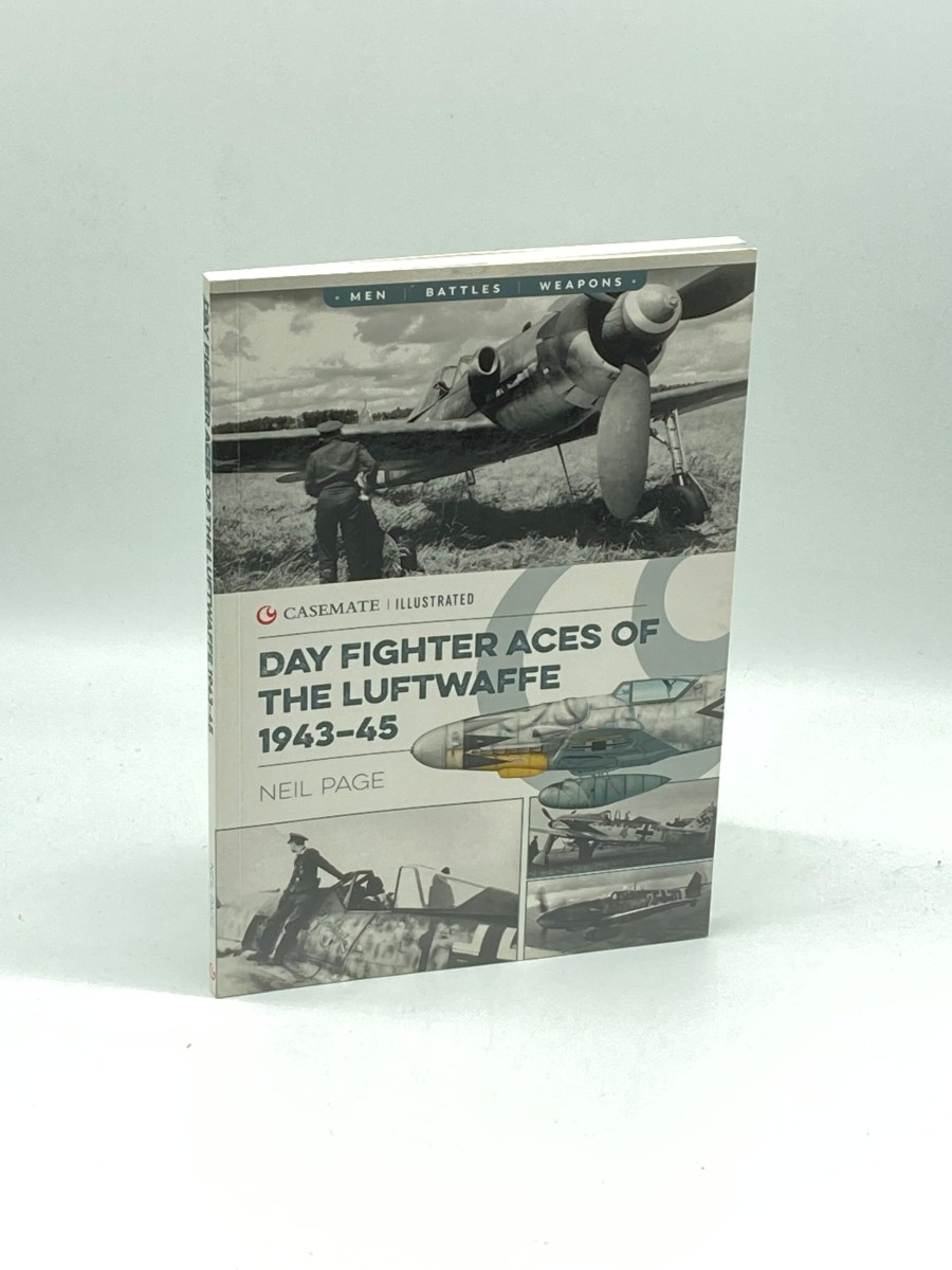 Image for Day Fighter Aces of the Luftwaffe 1943-45 Day Fighter Aces of the Luftwaffe 1943-45