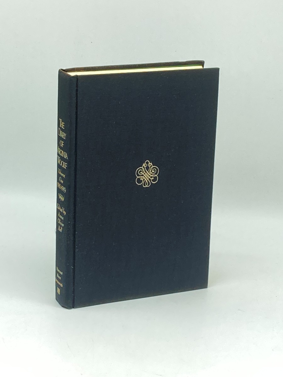 Image for THE DIARY of VIRGINIA WOOLF Volume 1: 1915-1919 THE DIARY of VIRGINIA WOOLF Volume 1: 1915-1919