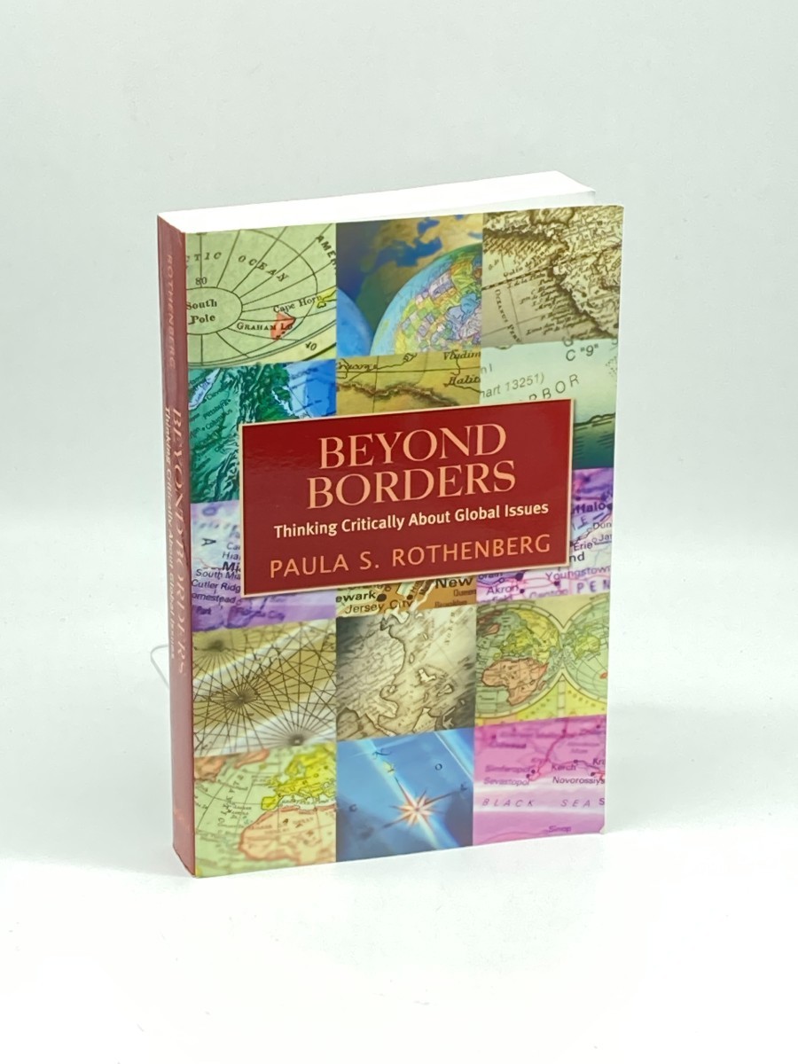 Image for Beyond Borders; Thinking Critically about Global Issues Beyond Borders; Thinking Critically about Global Issues