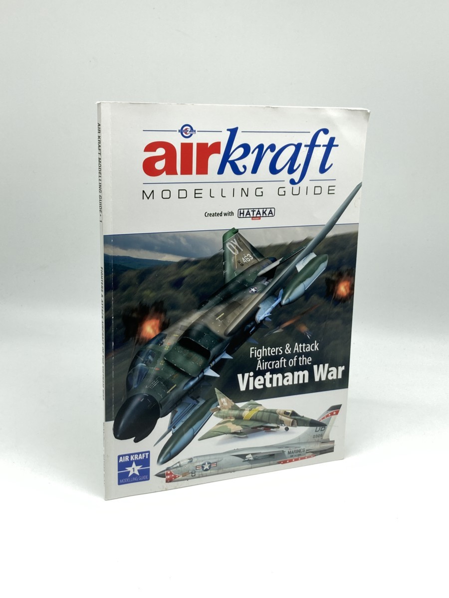 SAMAIRK001 SAM Publications Airkraft Modelling Guide; Fighters & Attack Aircraft of the Vietnam War