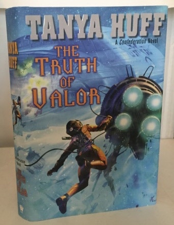 HUFF, TANYA - The Truth of Valor