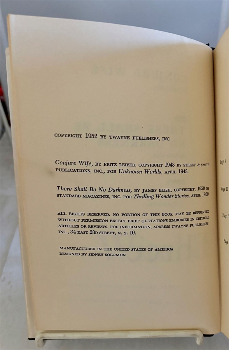 ANONYMOUSLY EDITED BY FLETCHER PRATT, FRITZ LEIBER, AND JAMES BLISH, (INTRODUCED BY JOHN CIARDI) - Witches Three