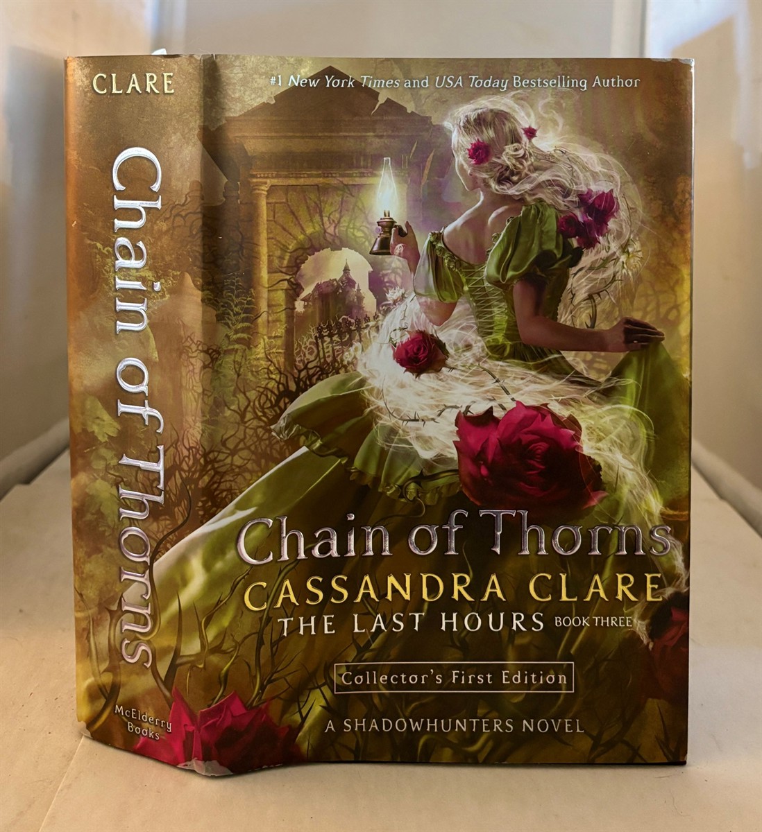 CLARE, CASSANDRA - Chain of Thorns