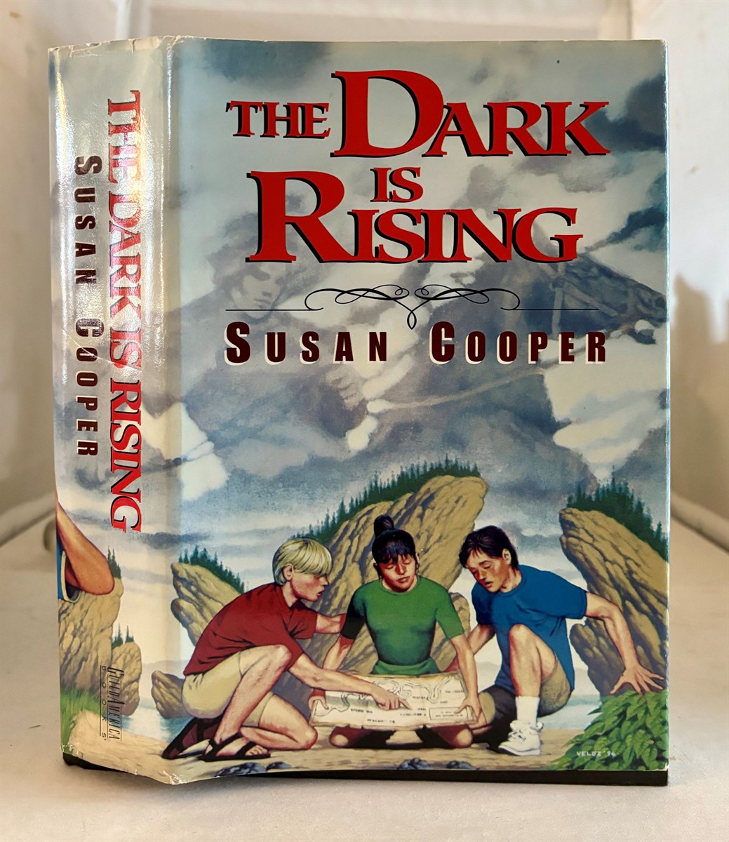 The Dark Is Rising Includes: over Sea, under Stone, the Dark is Rising, Greenwitch, the Grey King, and Silver on the Tree