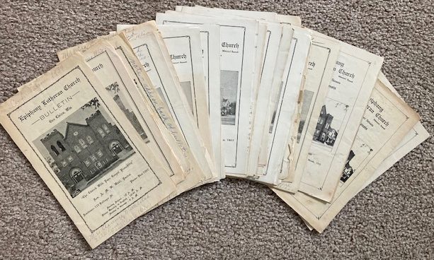[Lot of 29 church service bulletins for Epiphany Evangelical Lutheran Church, Eau Claire, Wisconsin [1934 - 1939]