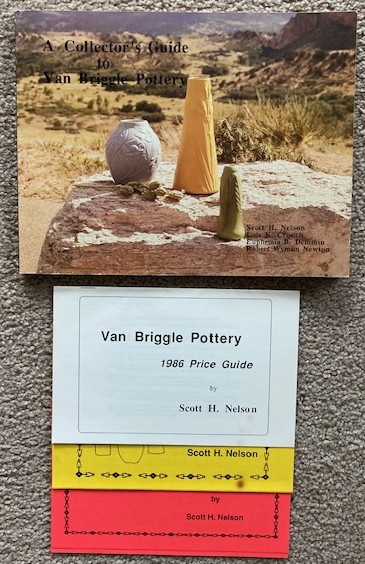 A Collector's Guide to Van Briggle Pottery [with price guides laid-in]