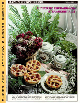 LANGAN, MARIANNE / WING, LUCY (EDITORS) - Mccall's Cooking School Recipe Card: Pies, Pastry 39 - Individual Rhubarb-and-Strawberry Pies : Replacement Mccall's Recipage or Recipe Card for 3-Ring Binders : Mccall's Cooking School Cookbook Series