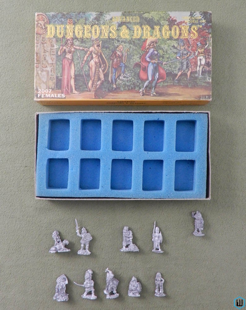 Females (Advanced Dungeons Dragons Metal Miniature) -1 mini