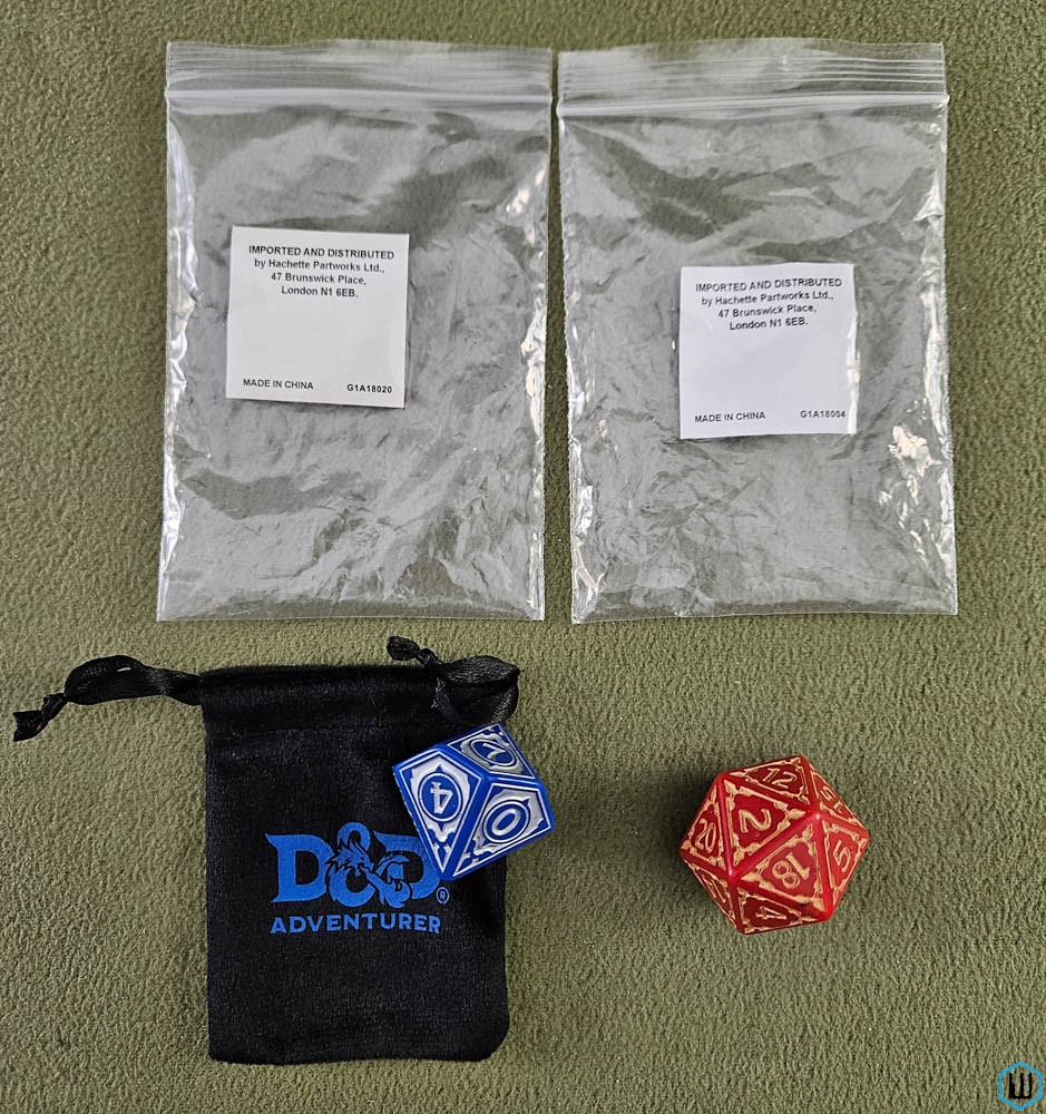 Oversize D20 D10 (Dungeons Dragons Adventurer Bag) large 10 20 sided Hachette