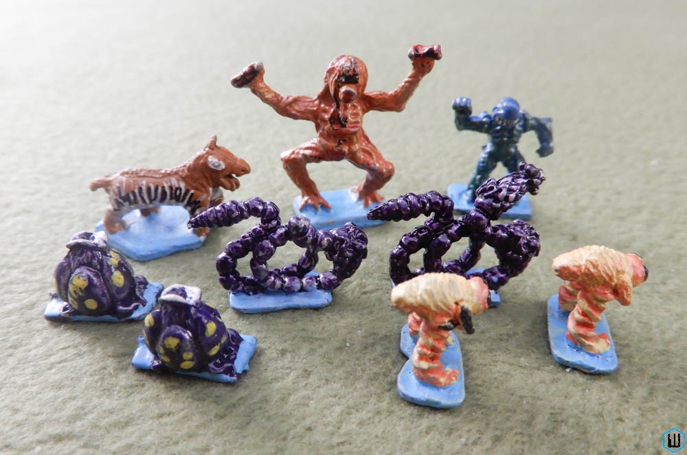 Alien Creatures (Traveller 15mm metal miniatures) Lot of 9